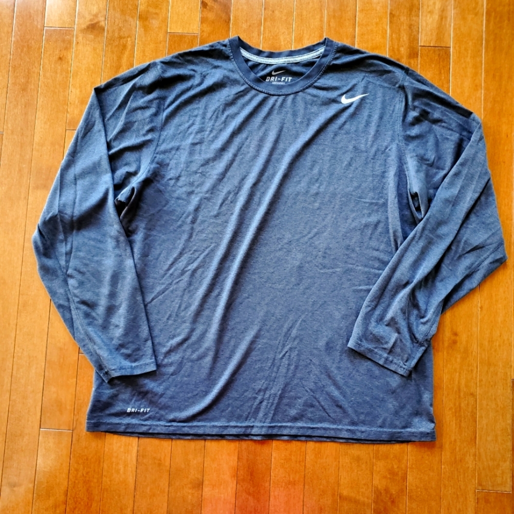 Nike men's shirt
